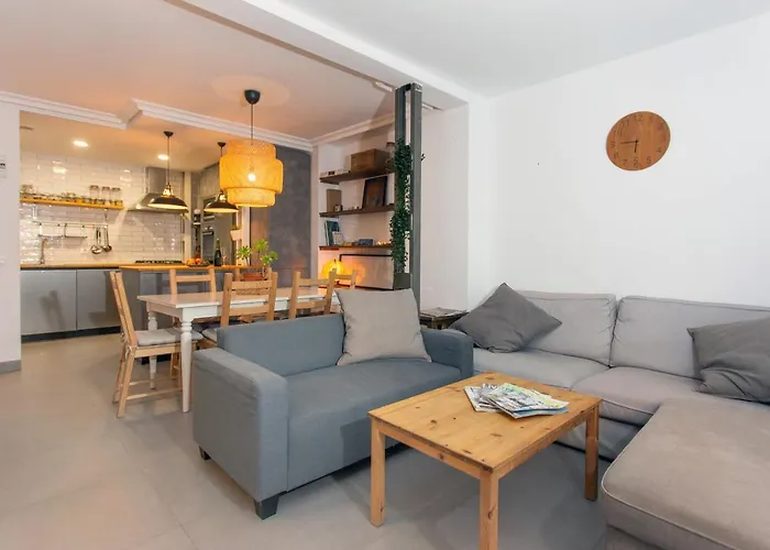 Duplex Penthouse With Terrace By Thegoodtourist